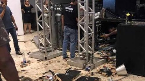 [Fãs ficam feridos após explosão de cilindro de gás antes do show do cantor Dilsinho]