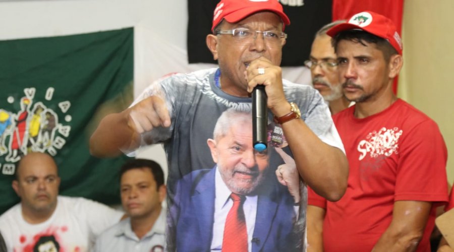 [Suíca defende que o PT valorize quem esteve ao lado de Lula, Dilma e da democracia]