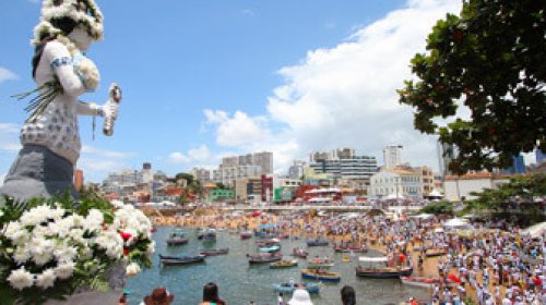 [Prefeitura monta esquema especial para festa de Iemanjá no domingo (2)]