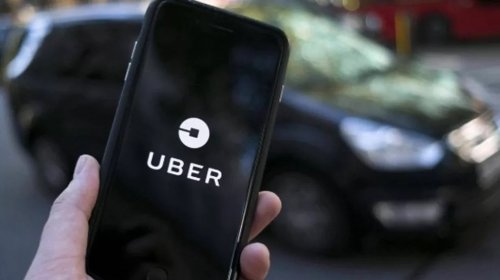 [Em decisão inédita, TST diz que motorista não é empregado do Uber]