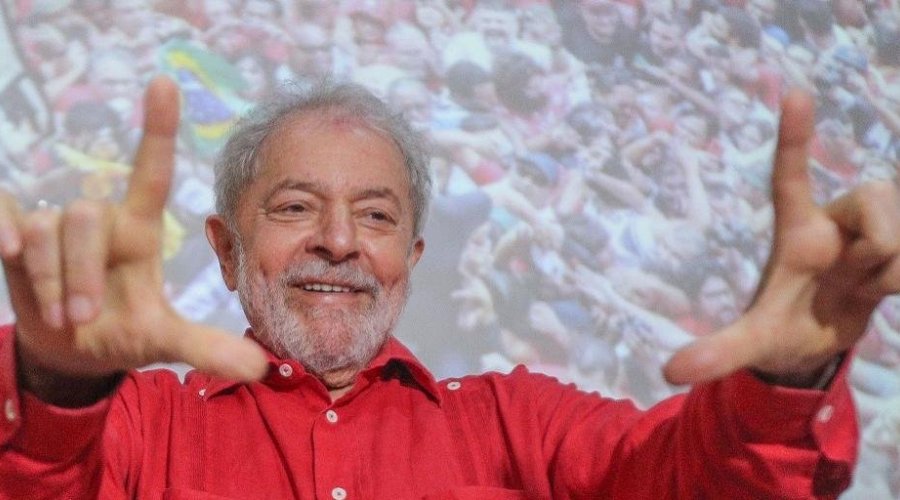 [No aniversário de 40 anos do PT, Lula diz que o partido não precisa de ‘autocrítica’]