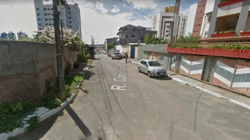 [Incêndio atinge imóvel no bairro de Pernambués]