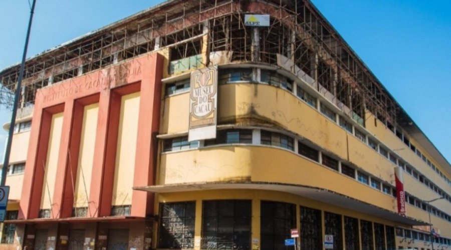 [Governo autoriza estudos para implantar novo Centro de Convenções no Instituto do Cacau]