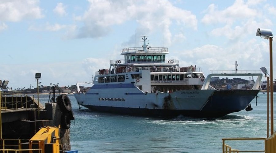 [Ferry terá mais de 800 horários extras; número chega a 400 na rodoviária]