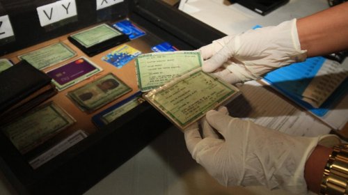 [Guarda Municipal entrega documentos perdidos em posto na Estação da Lapa]