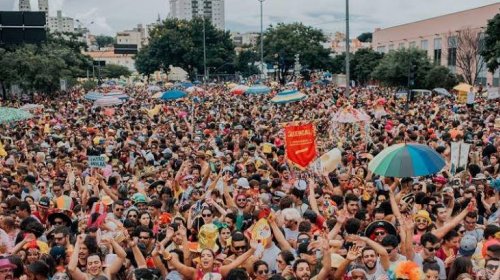 [Parangolé, La Fúria e Saulo desfilam no Campo Grande neste sábado (22)]