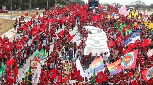 [Partidos, movimentos e entidades preparam resposta a Bolsonaro nas ruas]