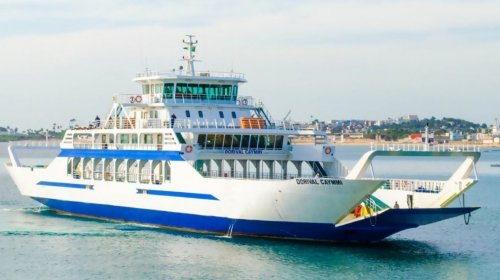 [Ferry-boat tem espera de 1h30 para embarque de veículos em Bom Despacho]