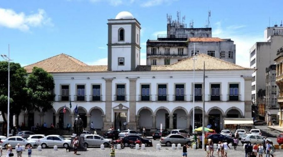 [Novo coronavírus: Câmara Municipal de Salvador suspende atividades temporariamente  ]