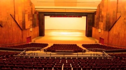 [Coronavírus: Teatro Castro Alves suspende programação]