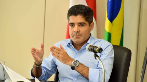 [ACM Neto afirma que salvar vidas é mais importante do que preocupação com economia]