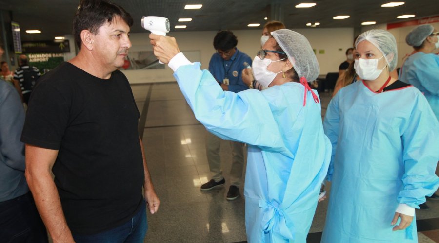 [Justiça Federal autoriza implantação de barreira sanitária nos aeroportos da Bahia]