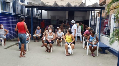 [Unidade de Saúde do Bairro da Santa Cruz é ponto de vacinação contra gripe]