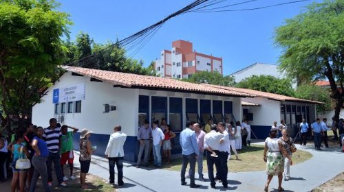 [Centro social Urbano e unidades de saúde em Pernambués são pontos de vacinação contra gripe]