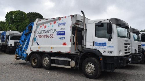 [Caminhões da Limpurb são plotados contra o coronavírus  ?]