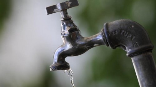 [Embasa interrompe fornecimento de água em Pernambués, Cabula e outras quatro localidades]