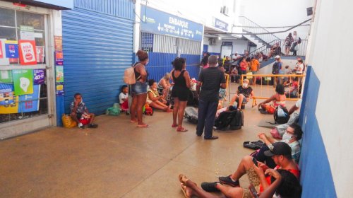 [Ferry Boat se aglomeram em meio a pandemia devido a mudança no serviço]