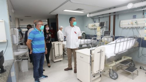 [Governador faz última vistoria antes da reabertura do Hospital Espanhol]