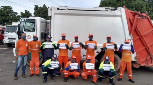 [Trabalhadores de limpeza urbana realizam mais de duas mil ações de desinfecção]