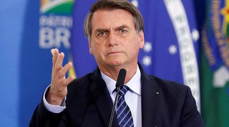 [Bolsonaro veta projeto que dispensa trabalhadores de justificar faltas por 7 dias]