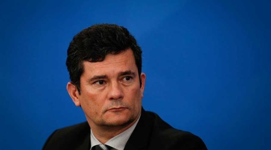 [Moro anuncia demissão do Ministério da Justiça e deixa o governo Bolsonaro]