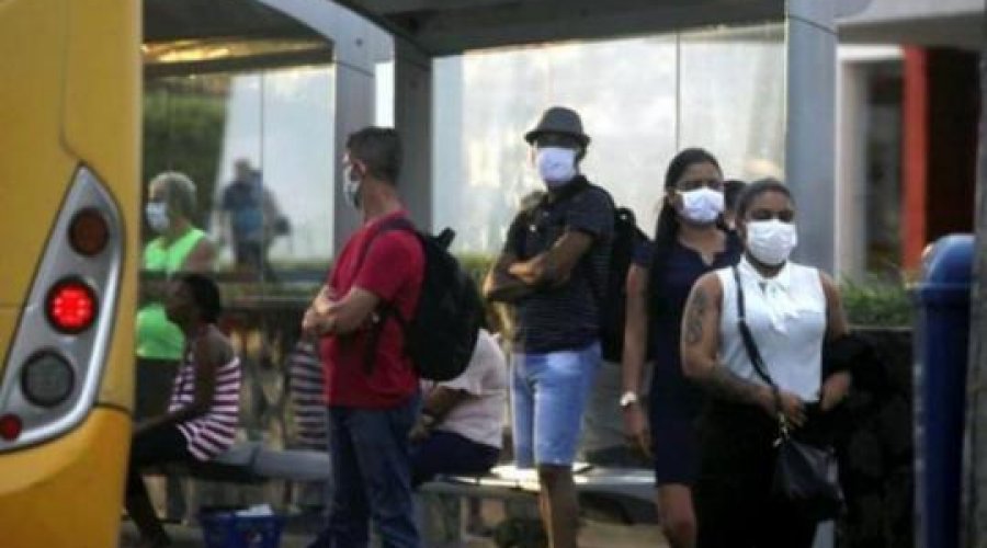 [Uso obrigatório de máscara nos ônibus de Salvador entra em vigor a partir de hoje (27)]