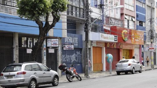 [ACM Neto nega reabertura do comércio em Salvador]