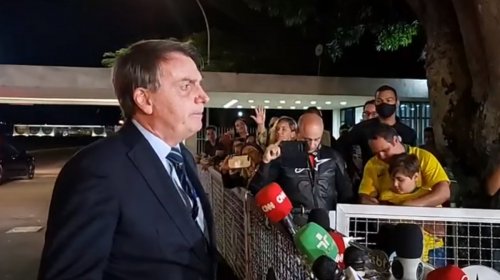 [‘E daí? Lamento. Quer que eu faça o quê?’, diz Bolsonaro sobre recorde de mortes por coronavír...]