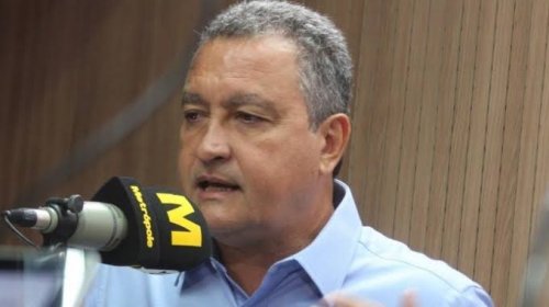[O Brasil está pagando um preço altíssimo pelo erro que cometeu na eleição, declara Rui Costa]