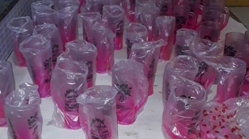 [Movimento Solidário: mais de 300 mães foram presenteadas com canecas e cestas básicas na Cidad...]
