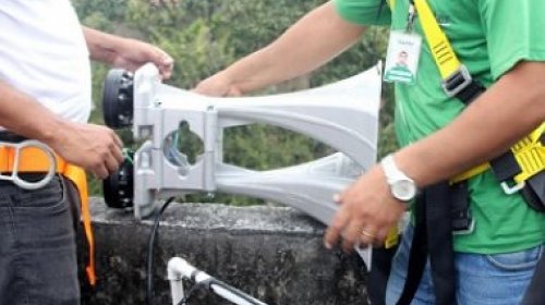 [Codesal pede que população se afaste de regiões onde sirenes foram acionadas]