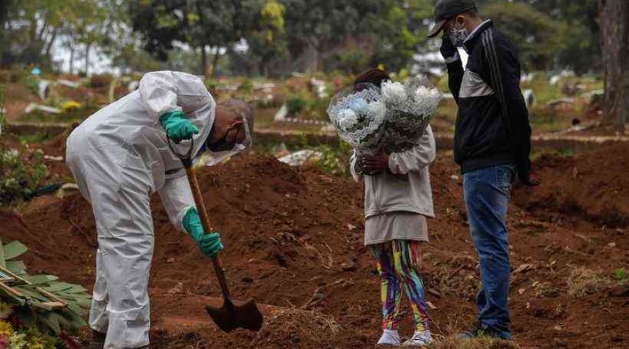 [Brasil ultrapassa a marca dos 360 mil casos de coronavírus; número de mortes chega aos 22 mil]