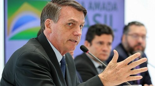 [Bolsonaro nega interferência na PF e espera arquivamento de inquérito]