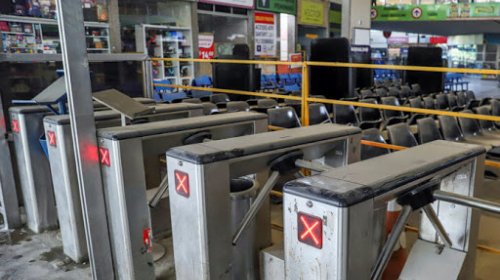 [Bahia tem mais três municípios com transporte suspenso; total chega a 319]