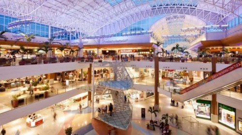 [Shoppings e templos religiosos devem reabrir em primeira fase de flexibilidade em Salvador]