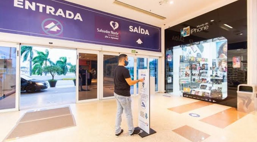 [Pessoas com temperatura maior que 37,8º não vão poder entrar em shoppings, saiba mais]