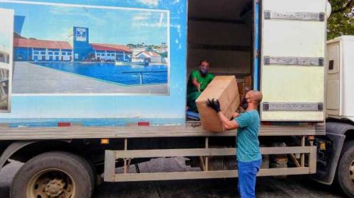 [Governo da Bahia envia 142 mil máscaras e 5 mil litros de álcool para pescadores e marisqueira...]