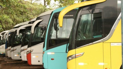 [Duas cidades baianas sofrem com a suspensão dos transportes intermunicipais]