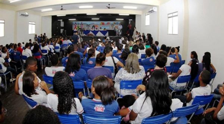 [Decreto que proíbe aulas e eventos em toda a Bahia é prorrogado por mais 15 dias]