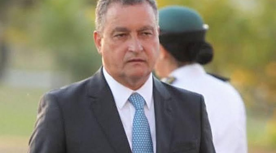 [Rui diz que escolas voltarão com aulas aos sábados e sem recesso de fim de ano]