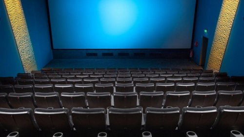 [Ministério da Economia defende acabar com meia-entrada em cinemas]