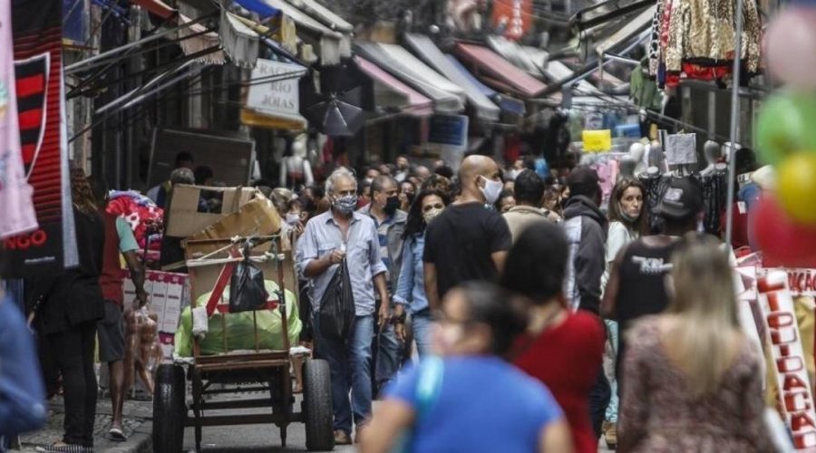 [Brasil tem 2.817.473 casos de Covid-19, diz consórcio da imprensa em boletim das 13h]