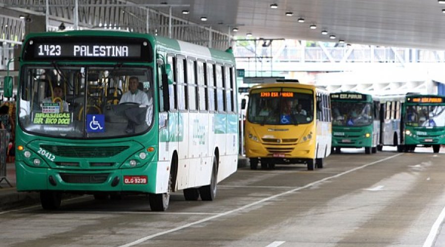 [Frota de ônibus é ampliada para 80% nesta segunda em Salvador]