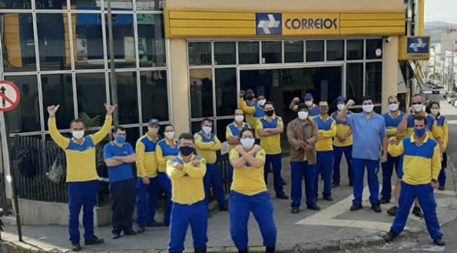 [Em greve, Correios realiza mutirão de entrega neste final de semana]