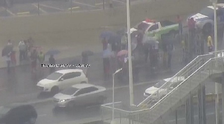 [Moradores de Pernambués fazem mais um protesto contra as medidas restritivas no bairro]
