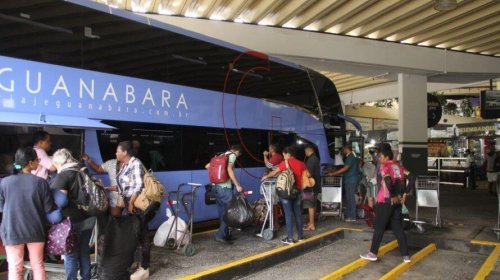 [Mais quatro cidades baianas têm transporte intermunicipal suspenso]