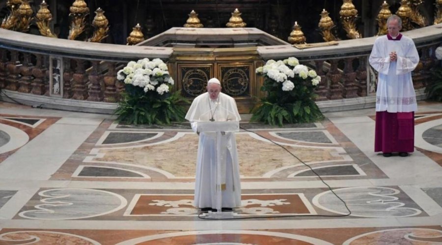 [Papa Francisco doa equipamentos ao Brasil para tratar a covid-19]