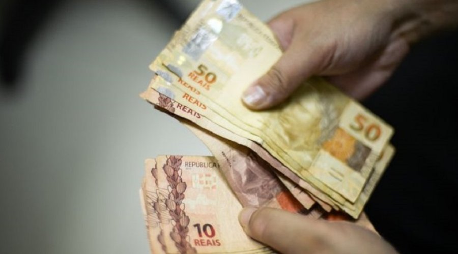 [Sexta parcela do Salvador por Todos começa a ser paga nesta quarta-feira (2)]