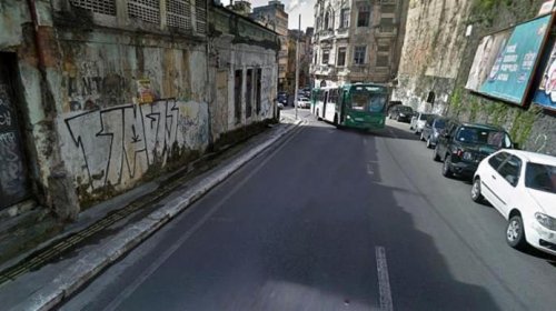 [Trânsito na Ladeira da Montanha é liberado]