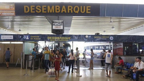 [Rui amplia liberação de transporte intermunicipal para 303 cidades]